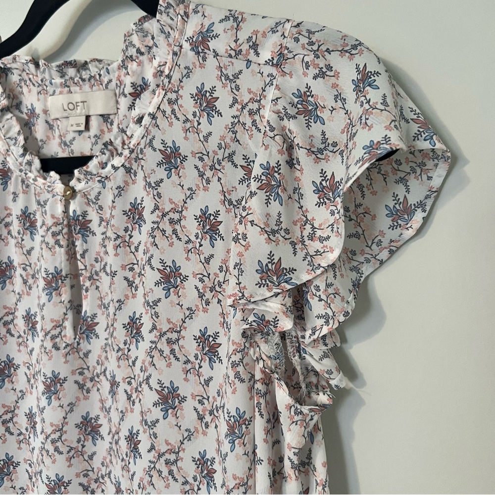 LOFT Blouse - Like New - Picture 5 of 7